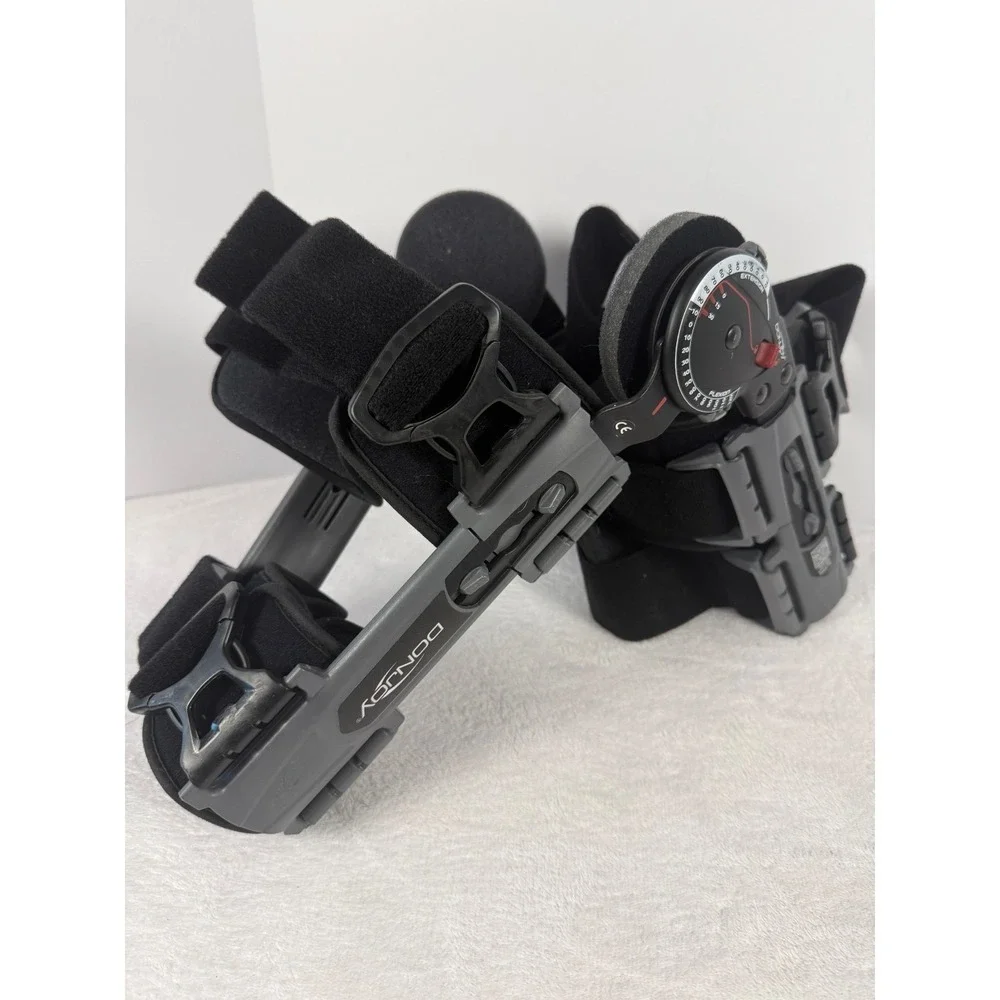 DonJoy Hinged Knee Brace Adjustable ROM Dial‎ Immobilizer Support